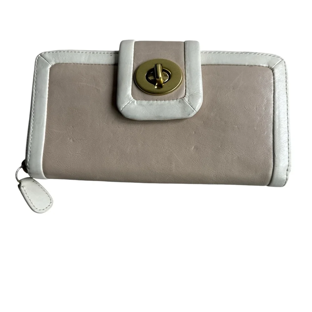 Vintage Coach Continental Zip Around Leather Wallet Beige and White GUC